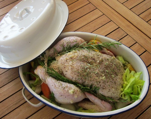 Raw roast chicken (600 x 474).jpg
